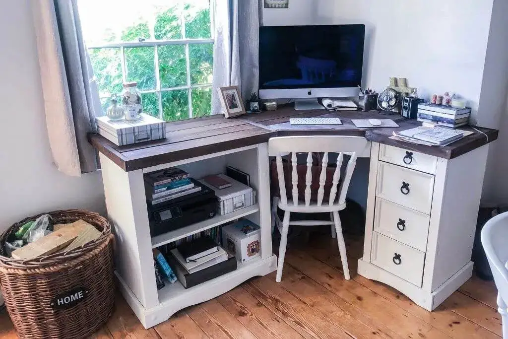 DIY L-shaped Corner Desk With Cheap Cost