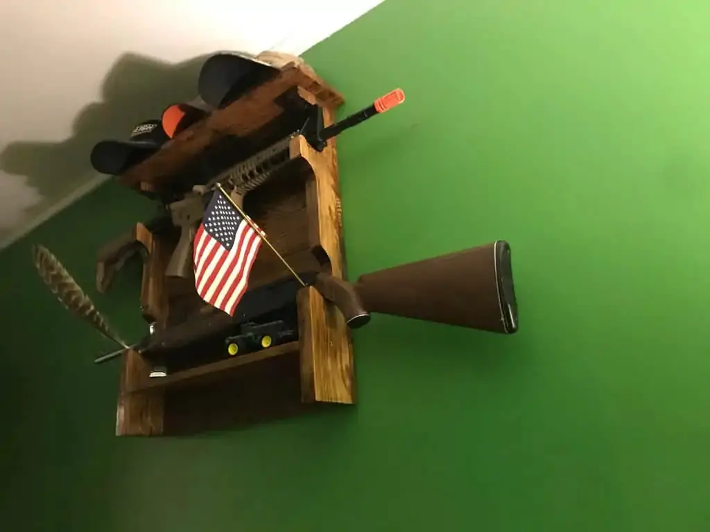 DIY Pellet Gun Rack From Pallets