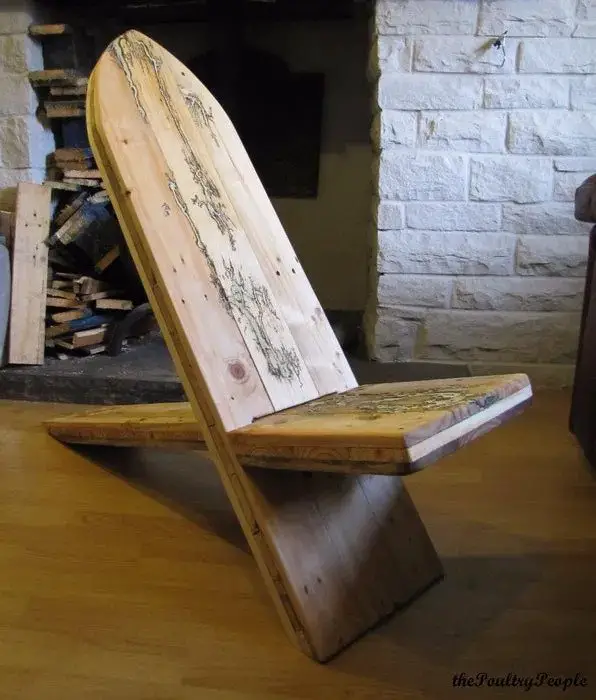 DIY Viking Chair Plan Using Pallet