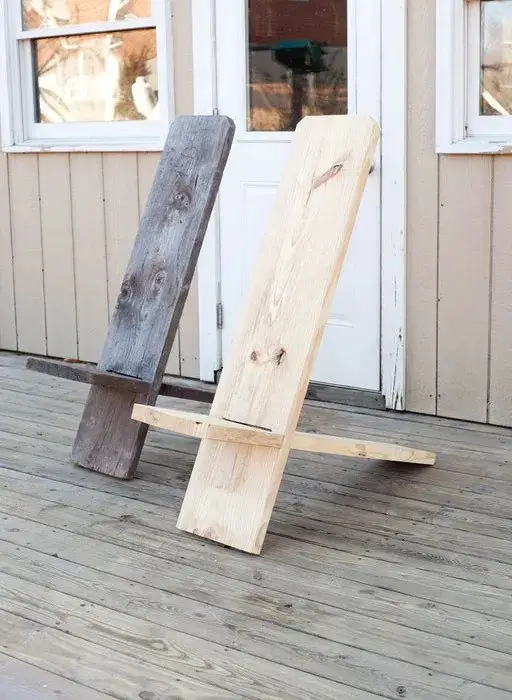 One Board Minimalist Viking Chair