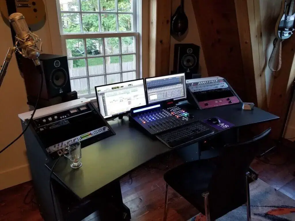 DIY Studio Desk From Rock Science