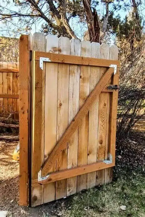 How To Make A Wooden Gate For Fence