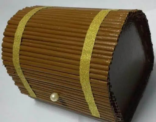 Newspaper Tube Jewelry Box