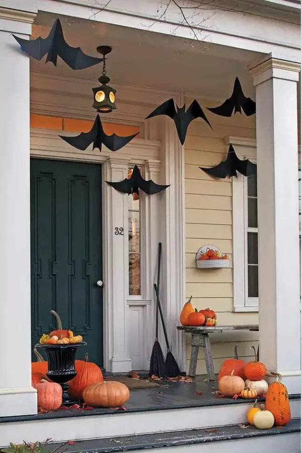 Spooky Hanging Bats With Paper