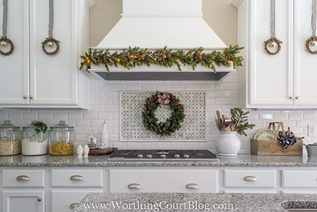 Kitchen Stove Wreath & Garland