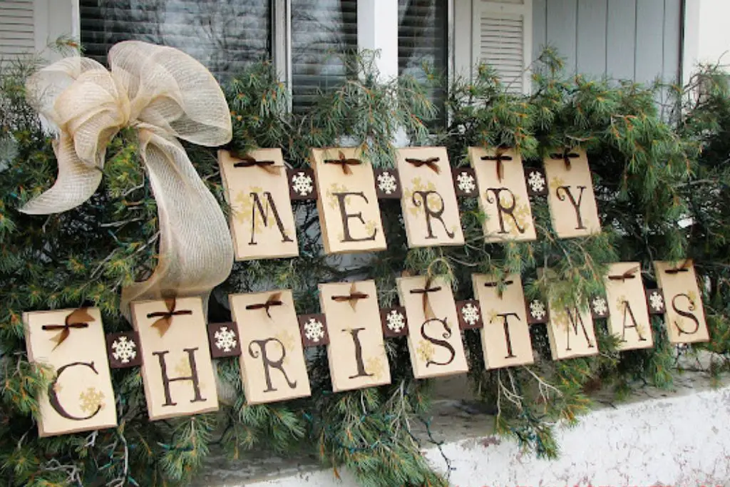 Merry Christmas Letter Tiles and Pine Rope